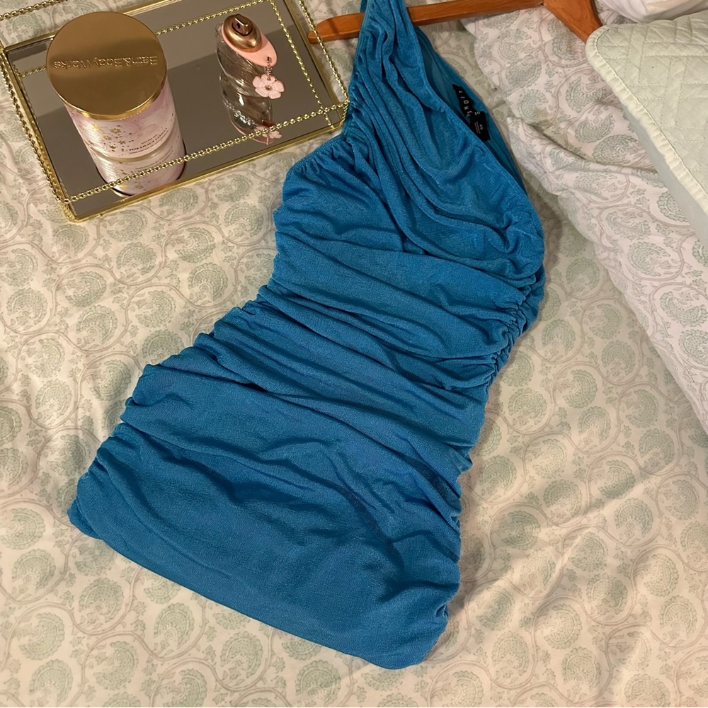 club/vacation/summer dress